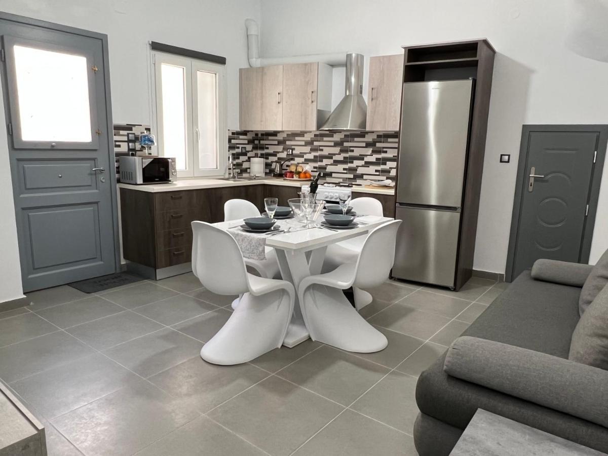Thania'S House ,4 Minutes From The Center Of Hermoulis Ermoupoli Esterno foto