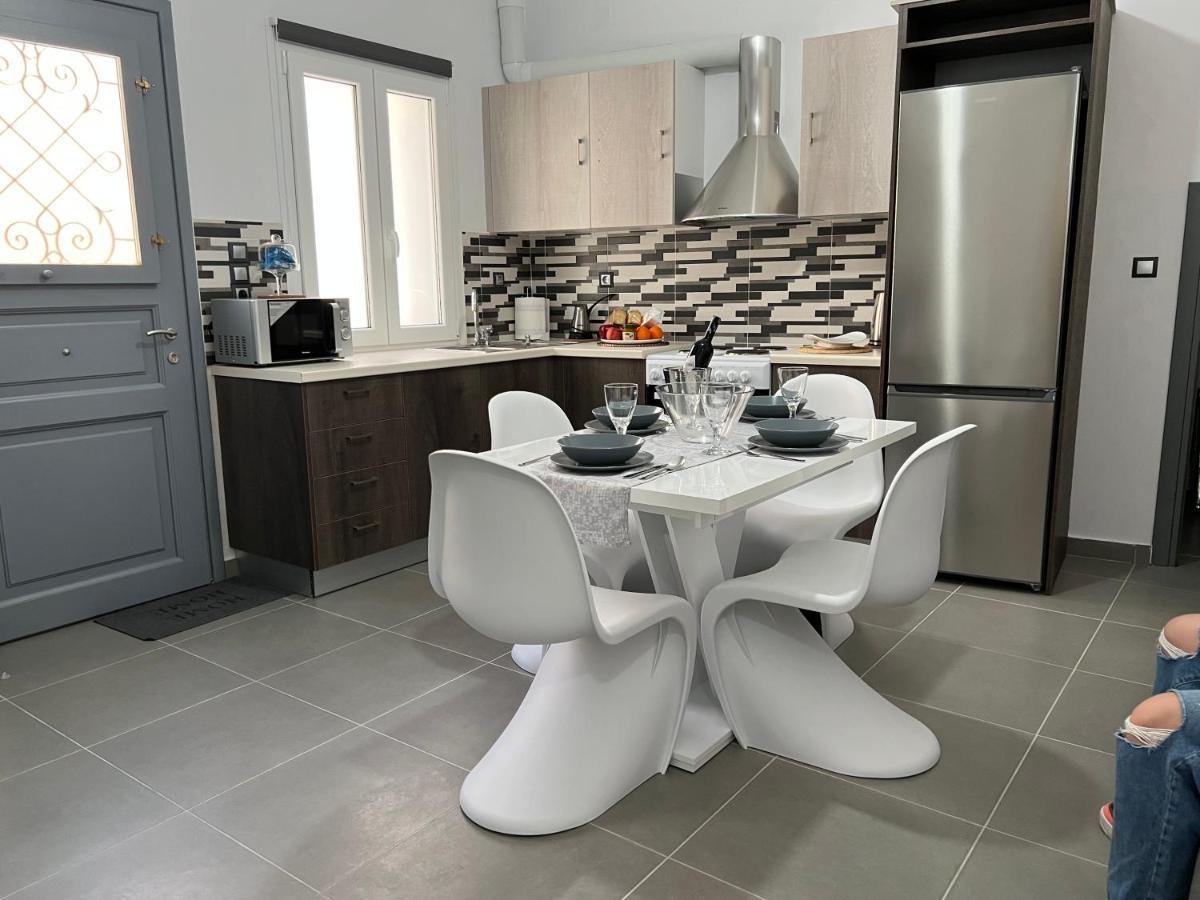 Thania'S House ,4 Minutes From The Center Of Hermoulis Ermoupoli Esterno foto
