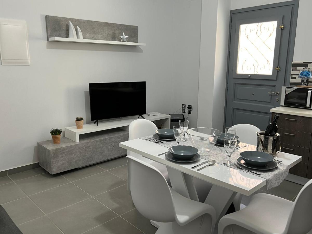 Thania'S House ,4 Minutes From The Center Of Hermoulis Ermoupoli Esterno foto